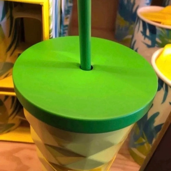Starbucks Hawaii 2016 Pineapple Tumbler - Picture 3 of 3